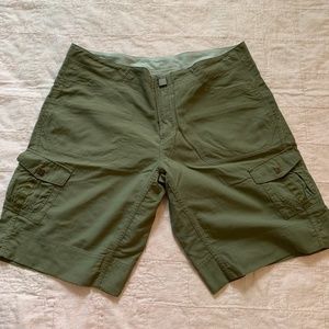 Mountain Hardwear La Rambla hiking shorts - Sz 8